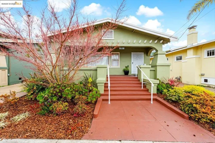 2515 Encinal Ave, Alameda, California 94501