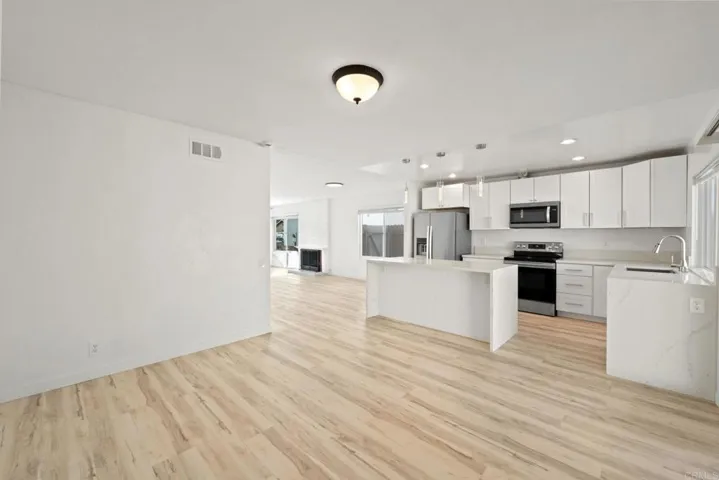 4822 Mount Royal Avenue, San Diego, California 92117