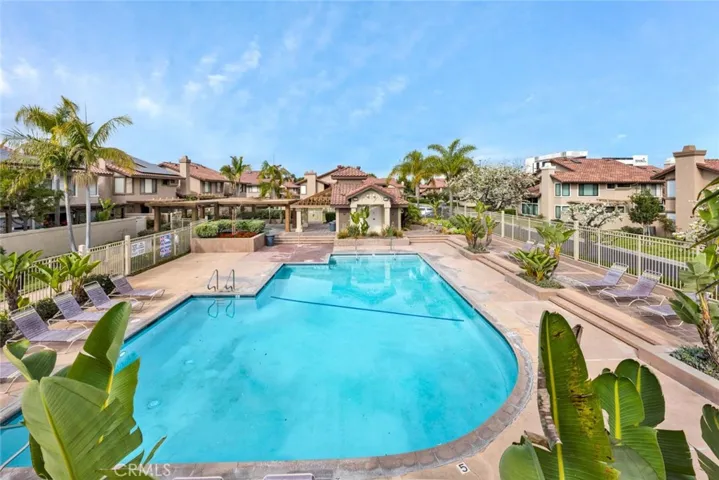 9869 Lewis Avenue, Fountain Valley, California 92708