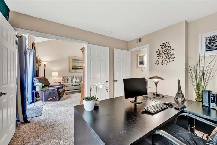 9869 Lewis Avenue, Fountain Valley, California 92708