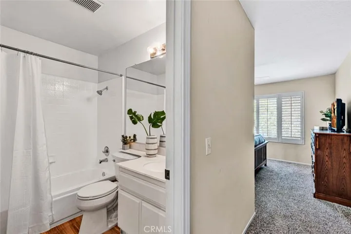 9869 Lewis Avenue, Fountain Valley, California 92708