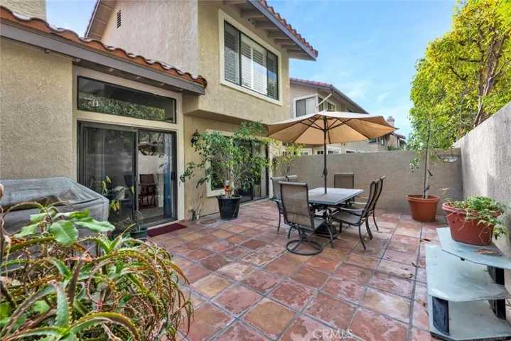 9869 Lewis Avenue, Fountain Valley, California 92708