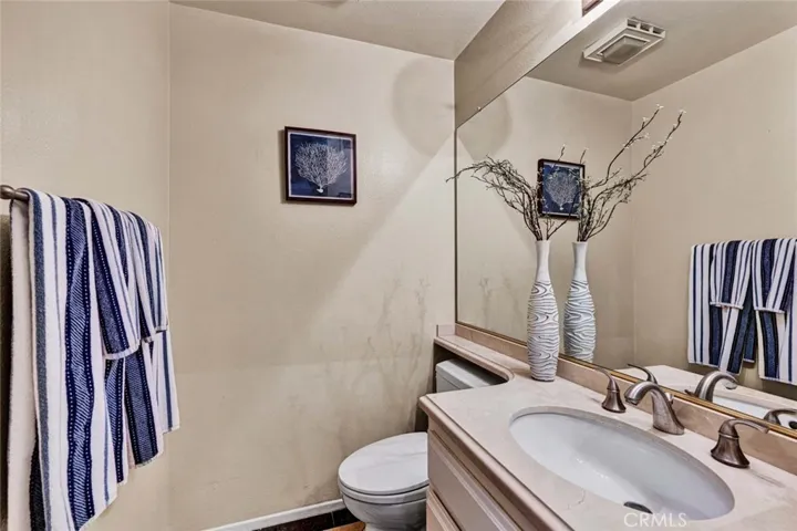 9869 Lewis Avenue, Fountain Valley, California 92708