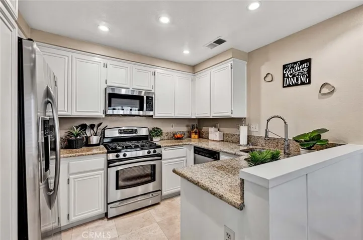 9869 Lewis Avenue, Fountain Valley, California 92708