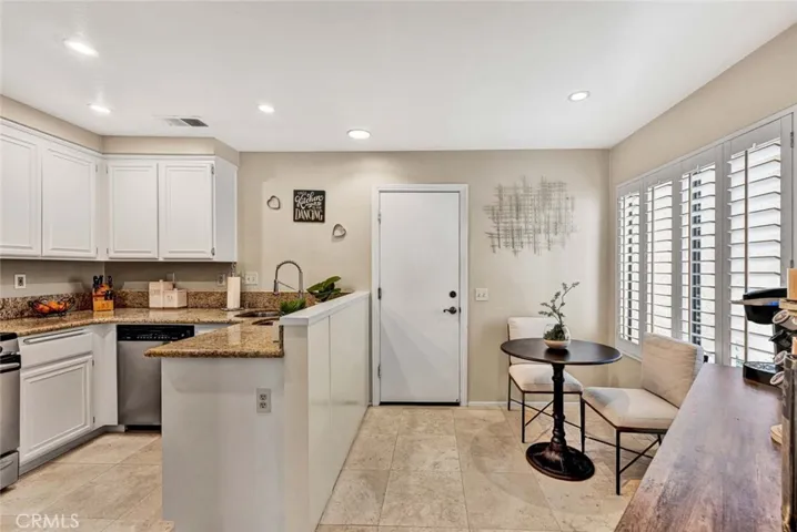 9869 Lewis Avenue, Fountain Valley, California 92708