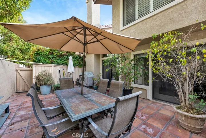 9869 Lewis Avenue, Fountain Valley, California 92708