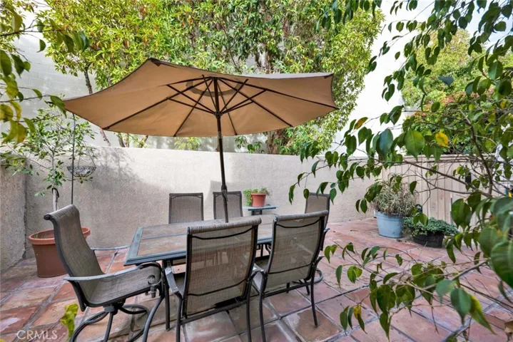 9869 Lewis Avenue, Fountain Valley, California 92708