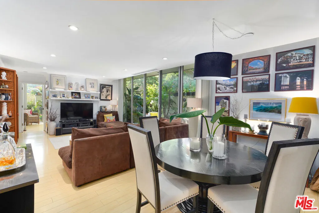 2170 Century Parkway 109, Los Angeles, California 90067 home-pic-3