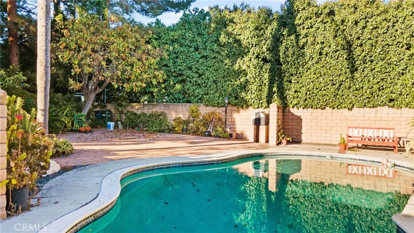 26900 Lunada Circle Drive, Rancho Palos Verdes, California 90275