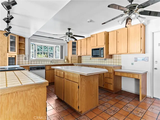 26900 Lunada Circle Drive, Rancho Palos Verdes, California 90275