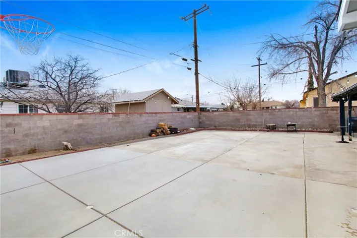 44126 12th Street W, Lancaster, California 93534
