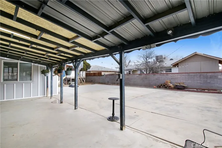 44126 12th Street W, Lancaster, California 93534