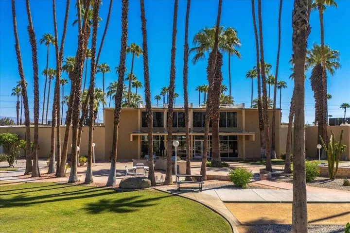 RoyalPalms
