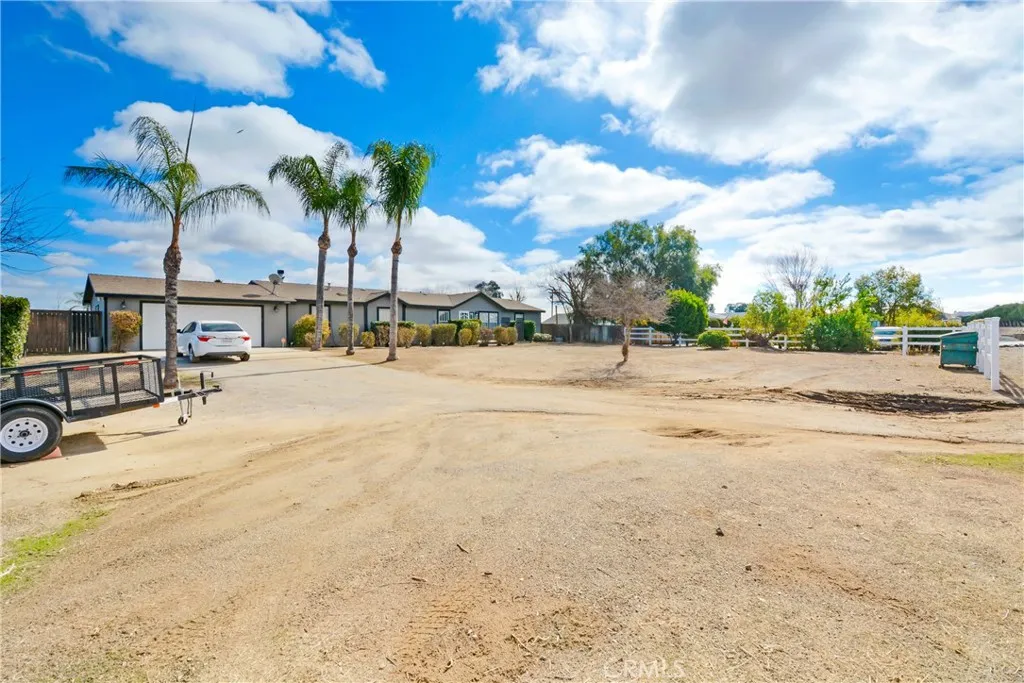 30550 Stern Drive, Menifee, California 92584 home-pic-8