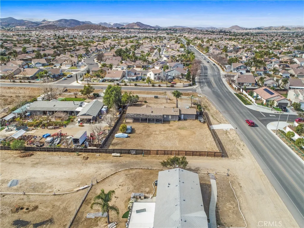 30550 Stern Drive, Menifee, California 92584 home-pic-16