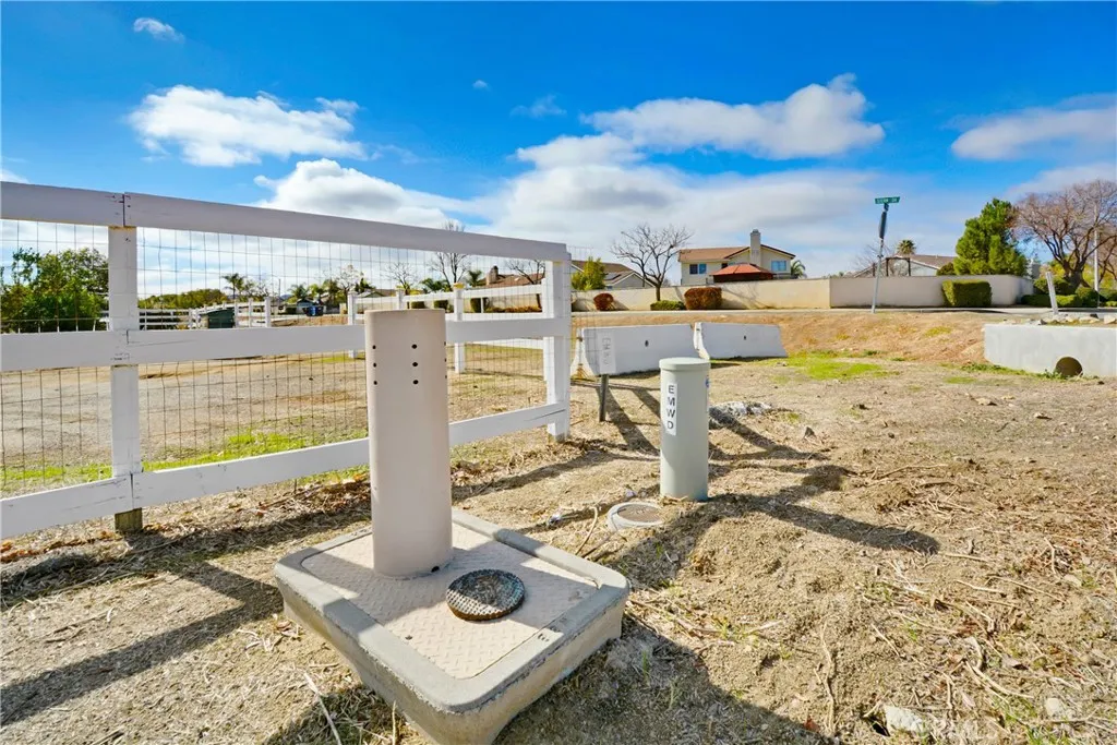 30550 Stern Drive, Menifee, California 92584 home-pic-14