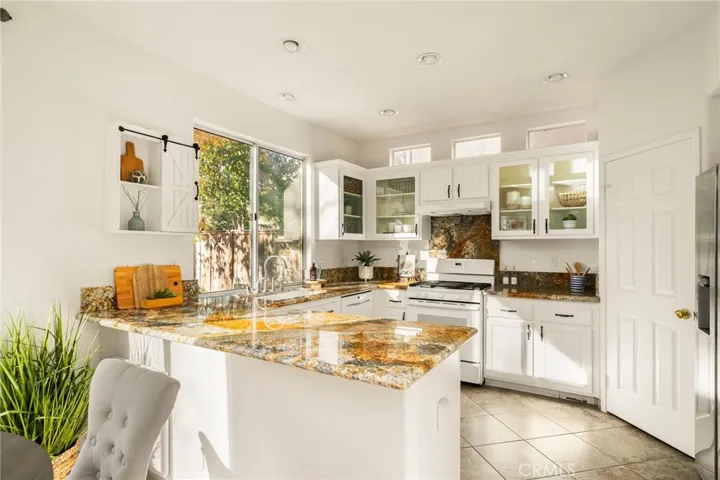 27 Cayman Brac, Aliso Viejo, California 92656