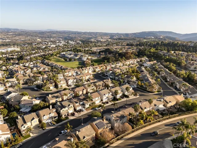 27 Cayman Brac, Aliso Viejo, California 92656