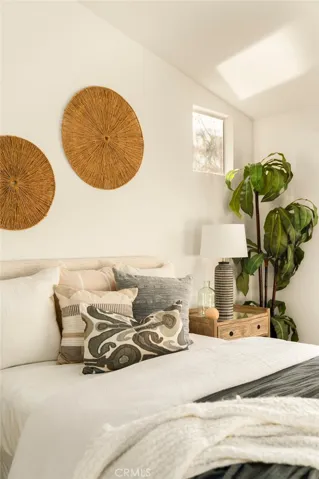 27 Cayman Brac, Aliso Viejo, California 92656