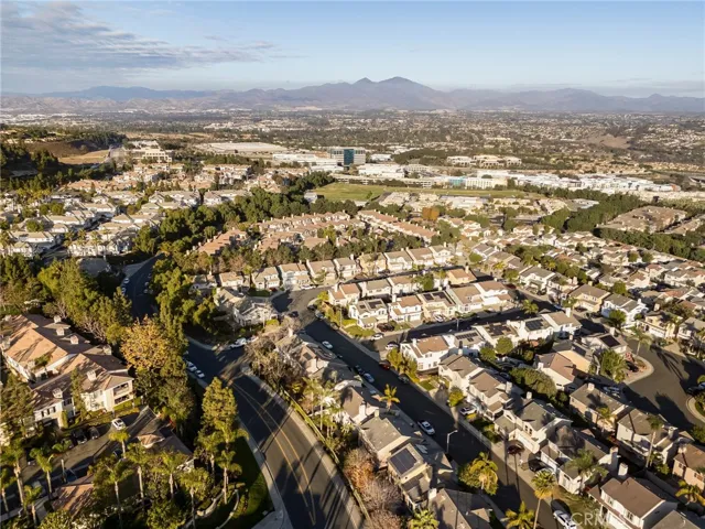 27 Cayman Brac, Aliso Viejo, California 92656