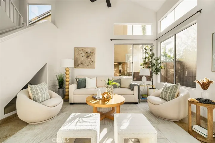 27 Cayman Brac, Aliso Viejo, California 92656