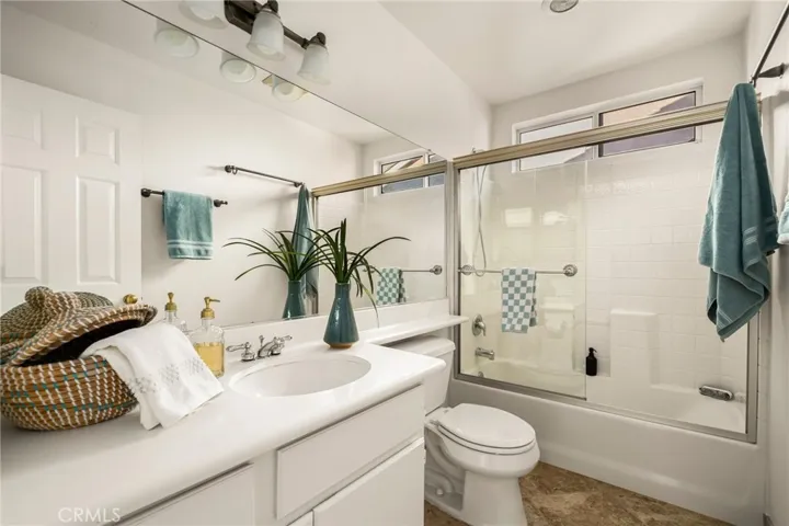 27 Cayman Brac, Aliso Viejo, California 92656