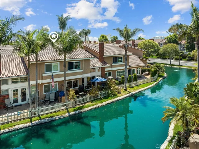 7885 Seawall Circle, Huntington Beach, California 92648