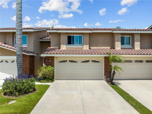 7885 Seawall Circle, Huntington Beach, California 92648