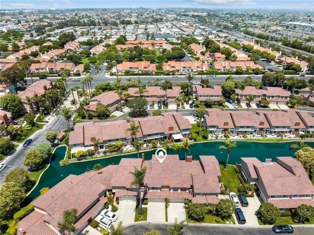 7885 Seawall Circle, Huntington Beach, California 92648