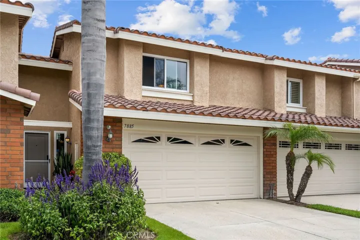 7885 Seawall Circle, Huntington Beach, California 92648