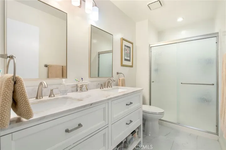 En suite bath