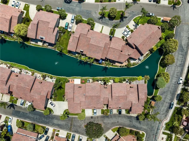 7885 Seawall Circle, Huntington Beach, California 92648