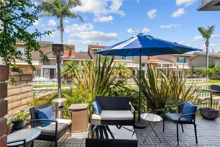 7885 Seawall Circle, Huntington Beach, California 92648