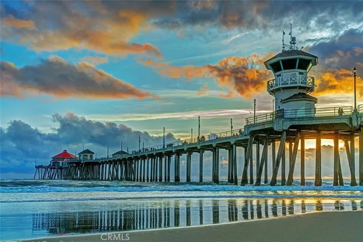 7885 Seawall Circle, Huntington Beach, California 92648
