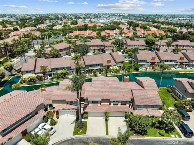 7885 Seawall Circle, Huntington Beach, California 92648
