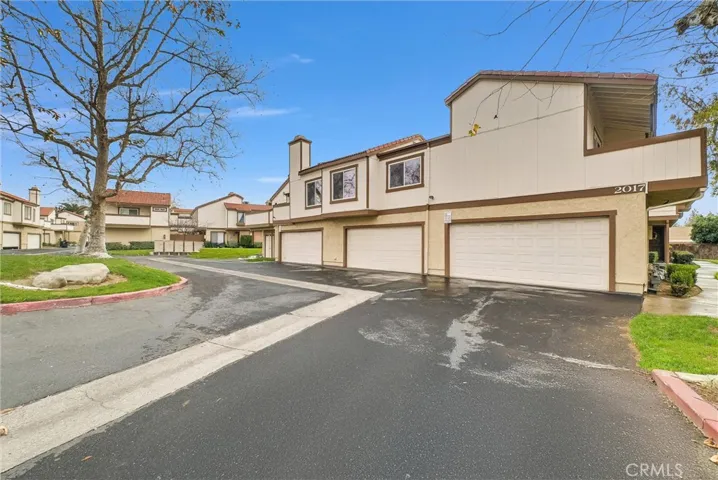 2017 S Campus Avenue G, Ontario, California 91761