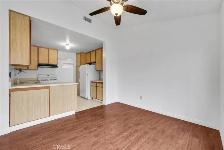2017 S Campus Avenue G, Ontario, California 91761