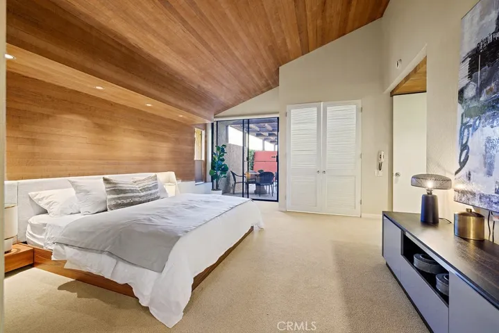 Primary suite
