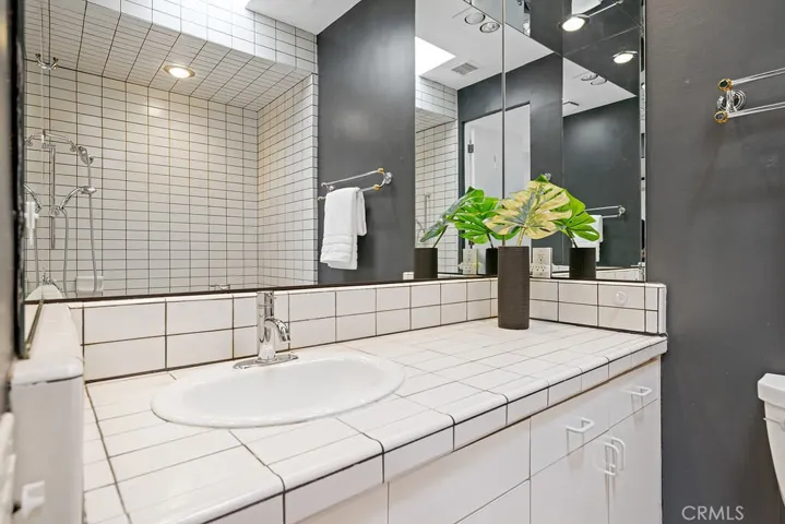 Ensuite bathroom