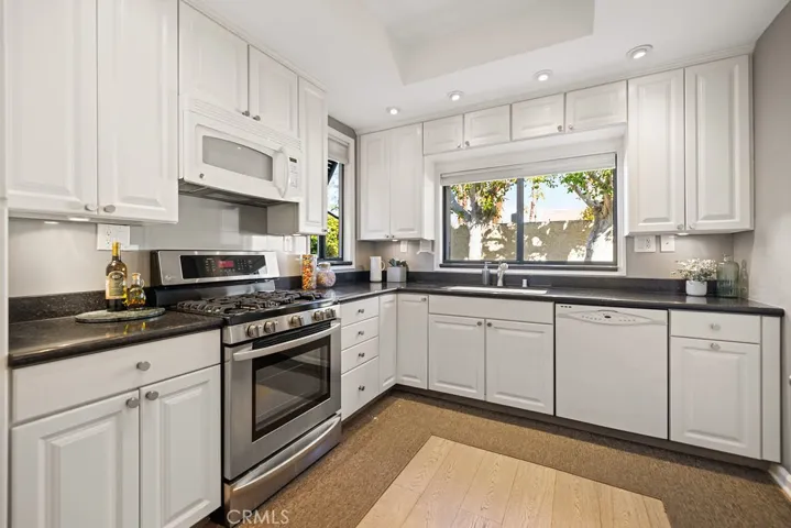 Spacious updated​​‌​​​​‌​​‌‌​​‌​​​‌‌​​​‌​​‌‌​​‌‌​​‌‌​​​​ kitchen