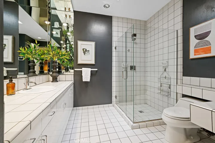 Large 3rd bathroom