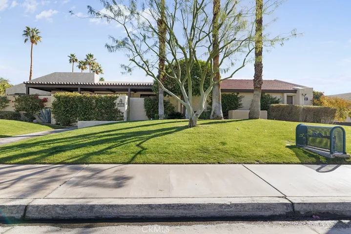 240 N Hermosa Drive, Palm Springs, California 92262