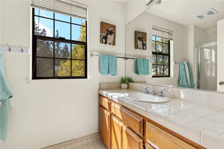 20 Donald Drive, Chico, California 95973