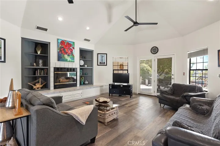 20 Donald Drive, Chico, California 95973