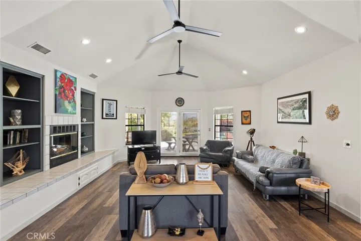 20 Donald Drive, Chico, California 95973