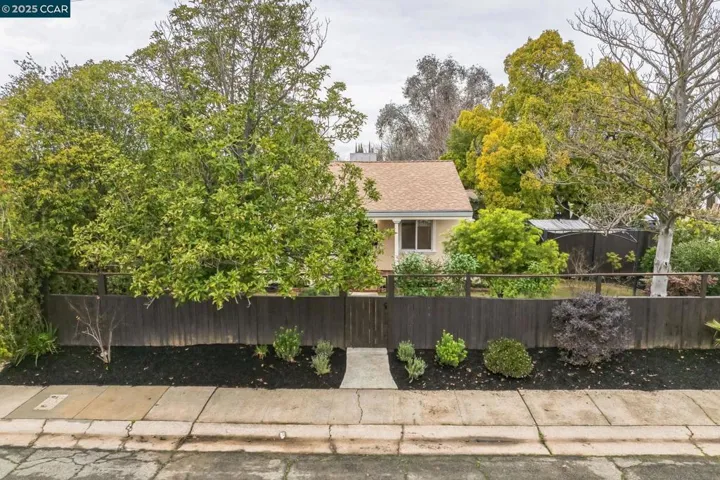 6397 9th Ave, Sacramento, California 95820