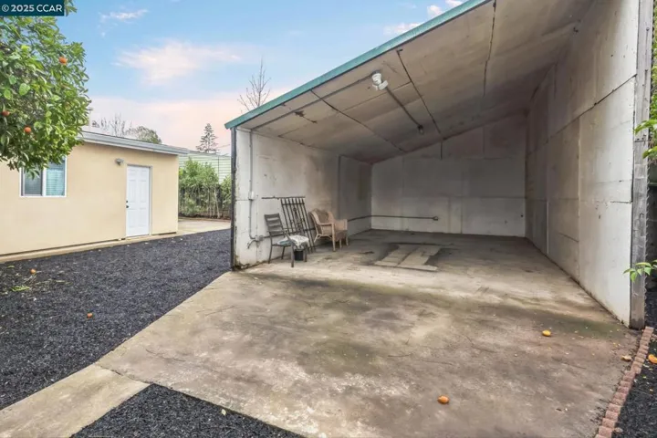 6397 9th Ave, Sacramento, California 95820