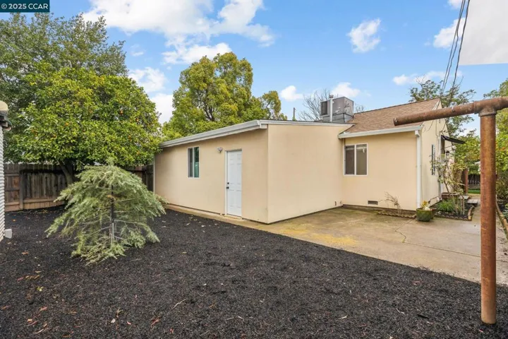 6397 9th Ave, Sacramento, California 95820