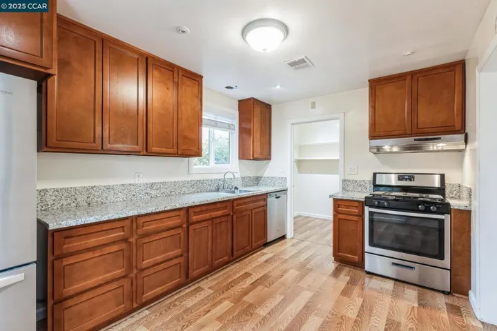 6397 9th Ave, Sacramento, California 95820