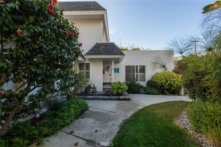 1240 Keats Street, Manhattan Beach, California 90266